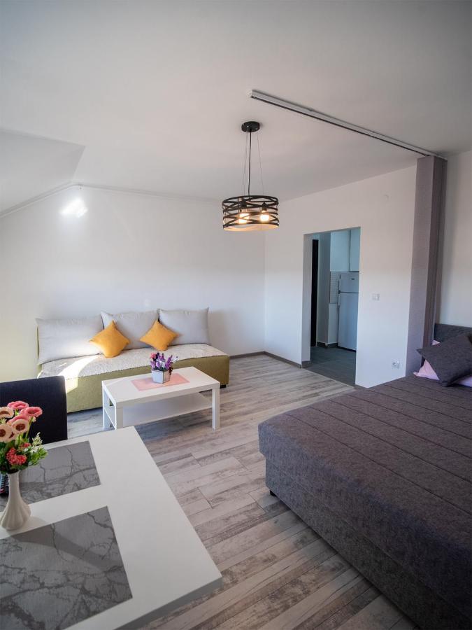 Apartman Sara Apartman Újvidék Kültér fotó