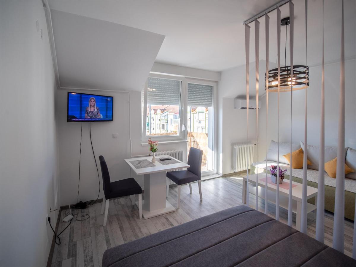 Apartman Sara Apartman Újvidék Kültér fotó